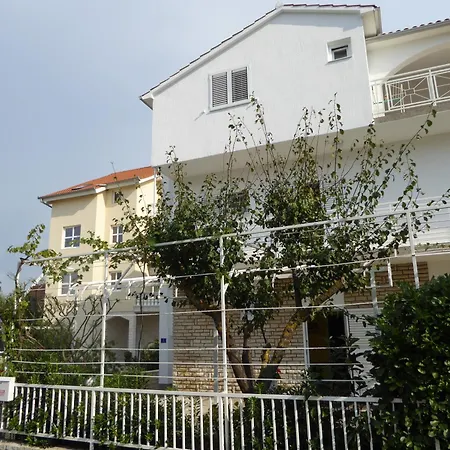 Bojanic Apartment *